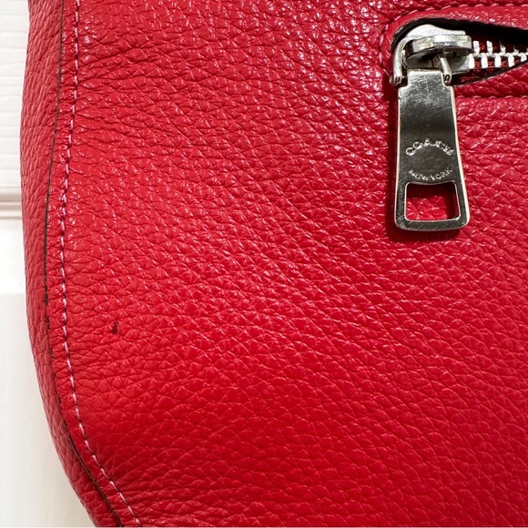 Coach Elle structured hobo bag in red pebbled leather with silver-tone hardware - Picture 12 of 12